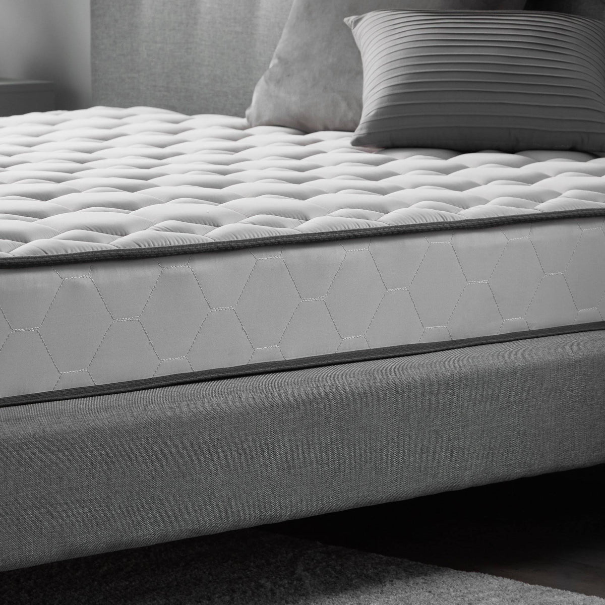 7x22 Innerspring Mattress Cal King U62022