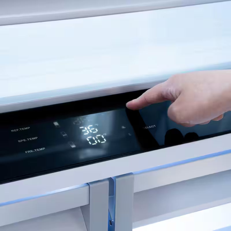 4-Door French Door Refrigerator with Ice and Water Dispenser A9548
