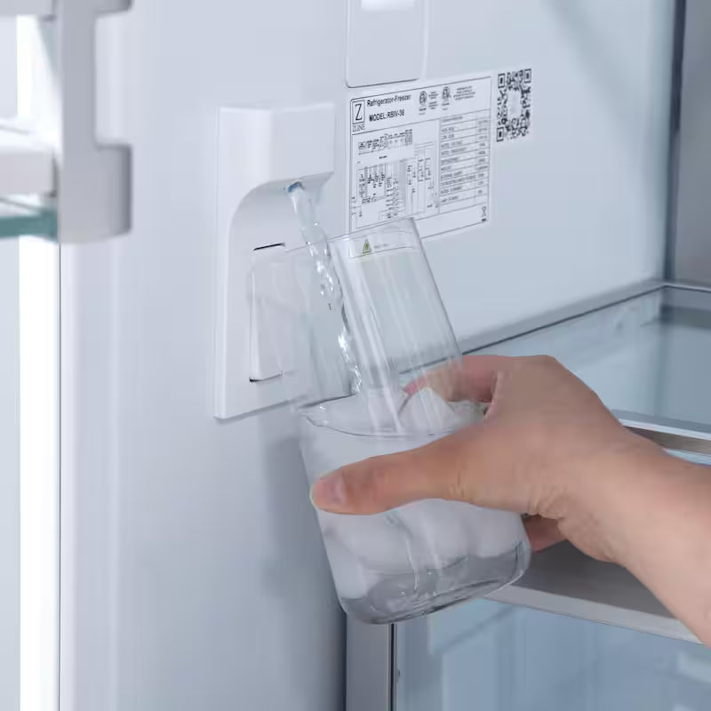 4-Door French Door Refrigerator with Ice and Water Dispenser A9548