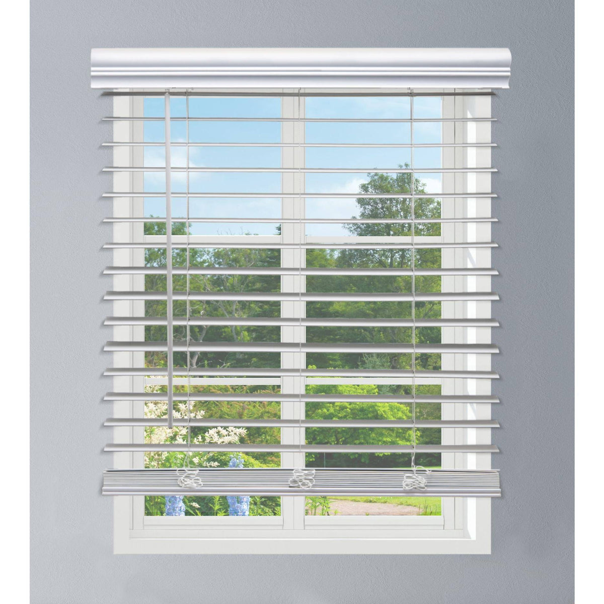 White Cordless Faux Wood Blind X71626