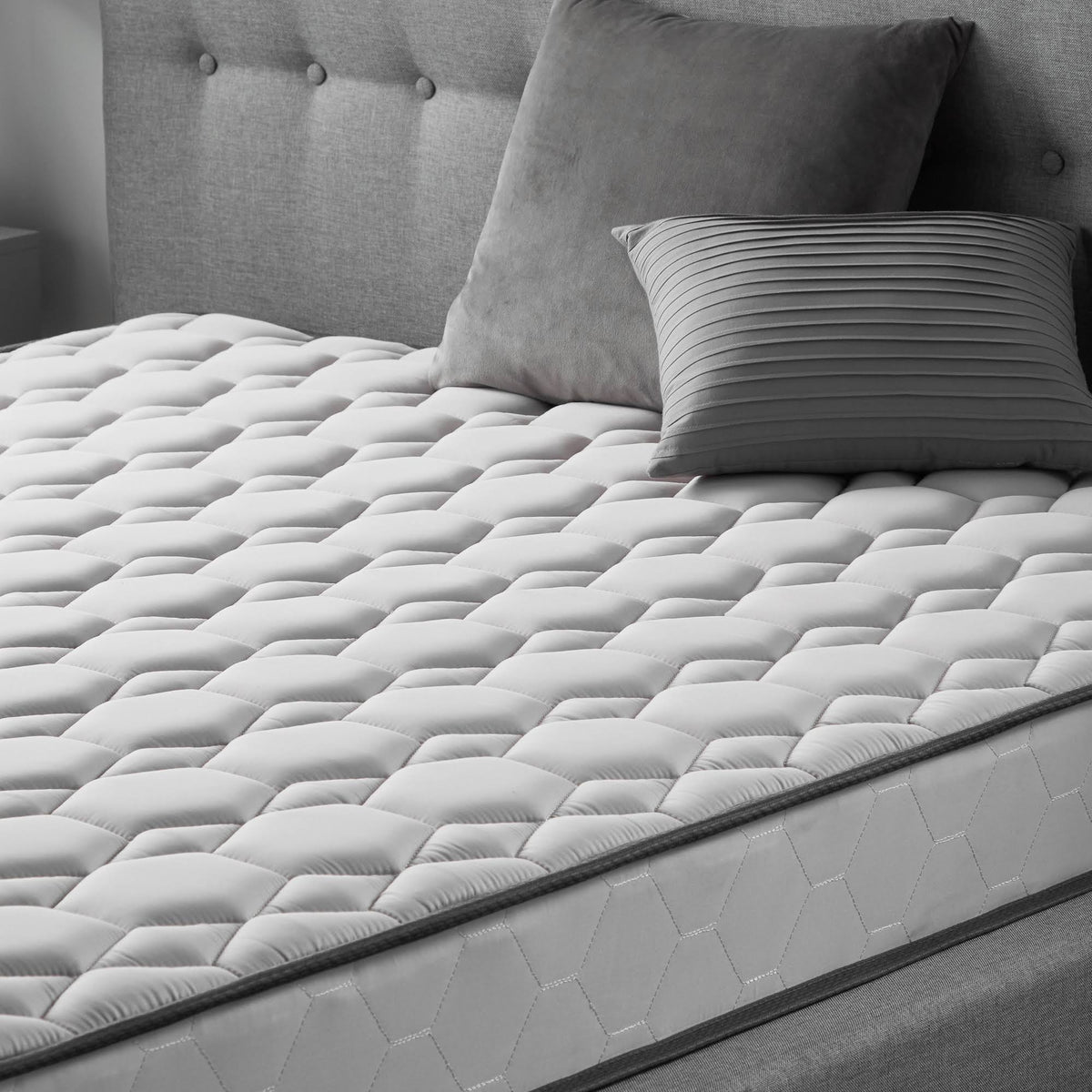 7x22 Innerspring Mattress Cal King U62022