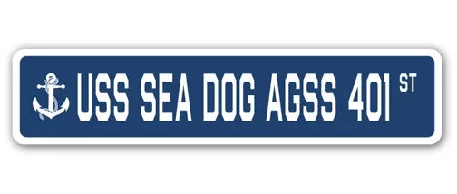 Submarine Street Sign Y895007