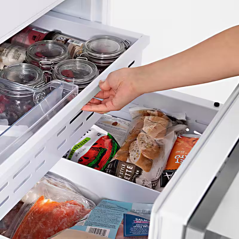 4-Door French Door Refrigerator with Ice and Water Dispenser A9548