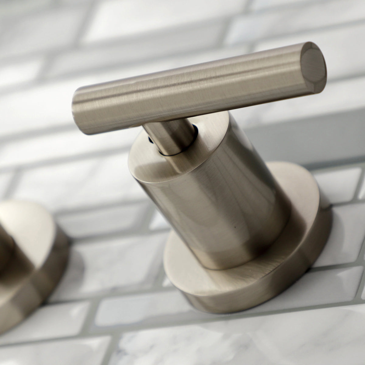 2-Handle Wall Mount Roman Tub Faucet Brushed Brass K178
