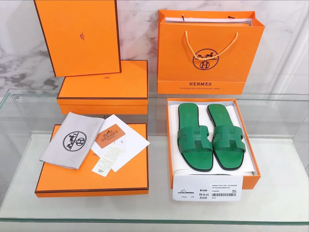 Green Sandal P690